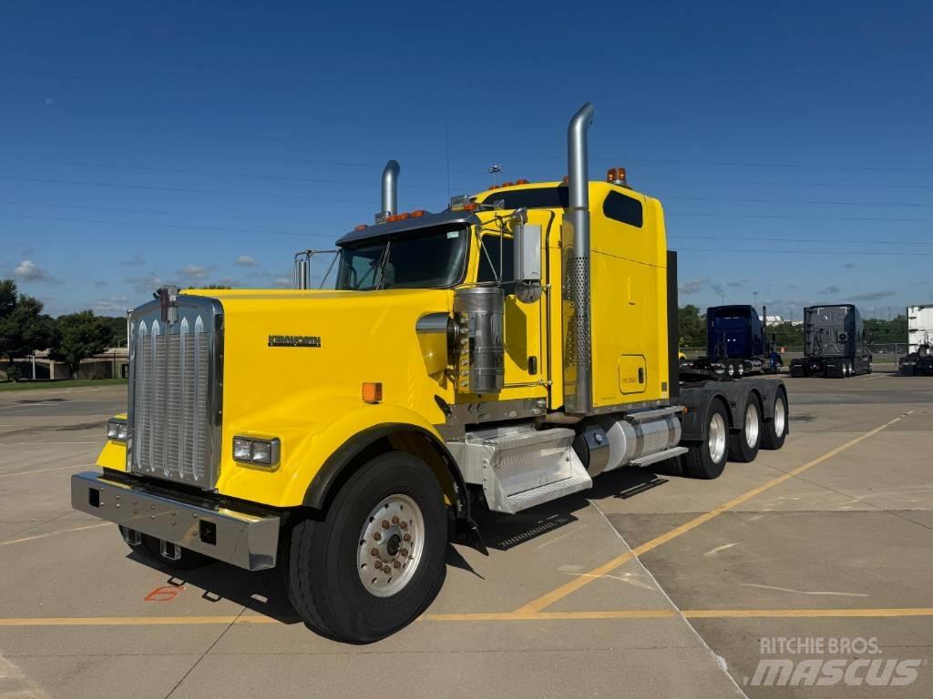 Kenworth W 900 Sattelzugmaschinen