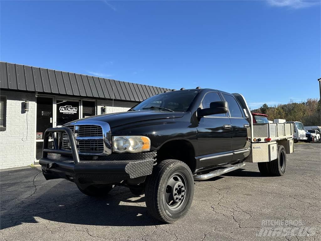 Dodge RAM 3500 Pritschenwagen/Pritschenwagen mit Seitenklappe