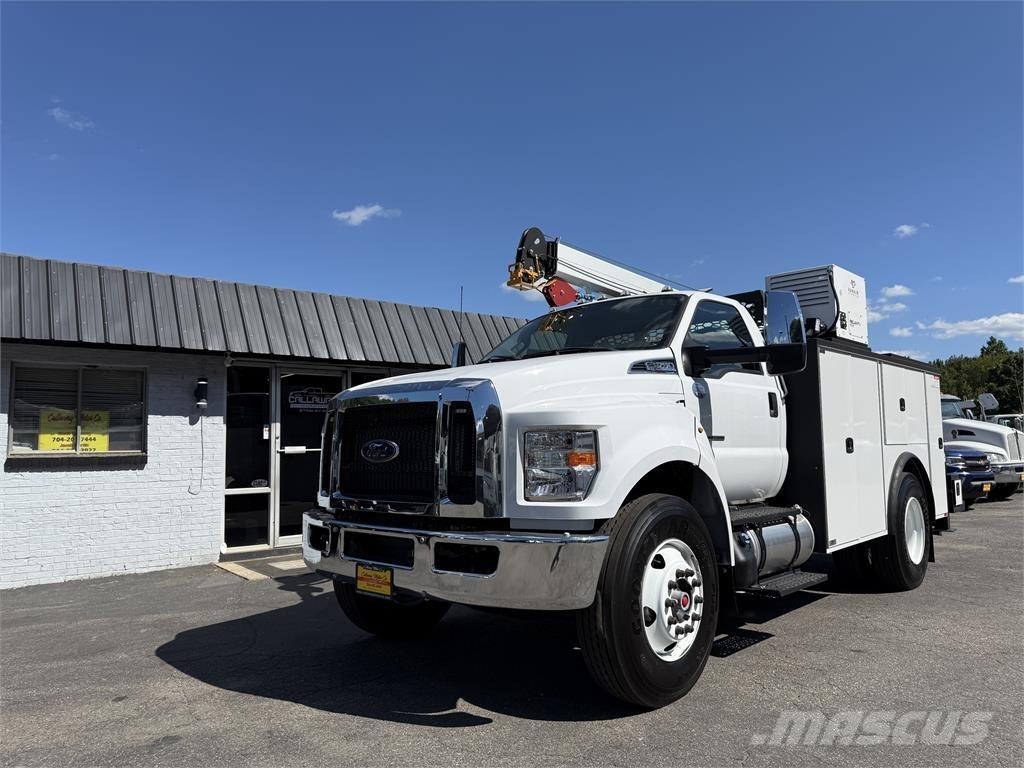 Ford F750 Kommunal-Sonderfahrzeuge