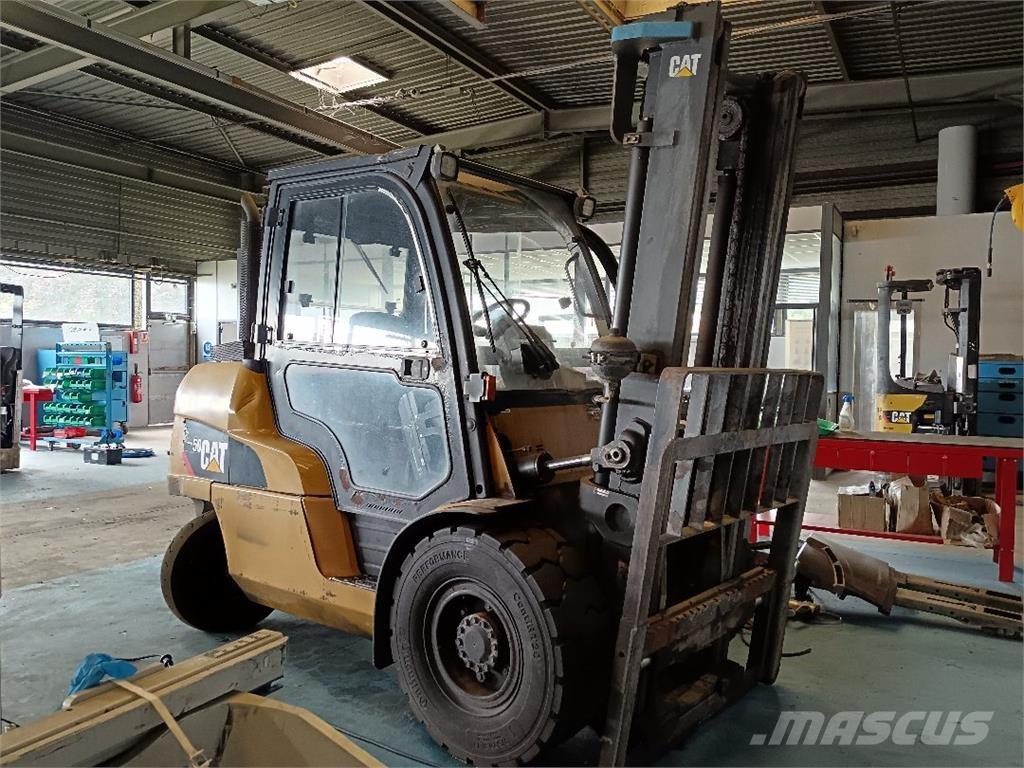 CAT DP50NT Andere Gabelstapler