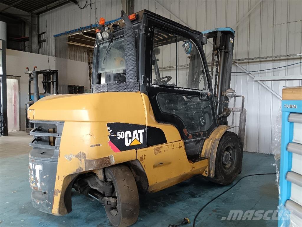 CAT DP50NT Andere Gabelstapler