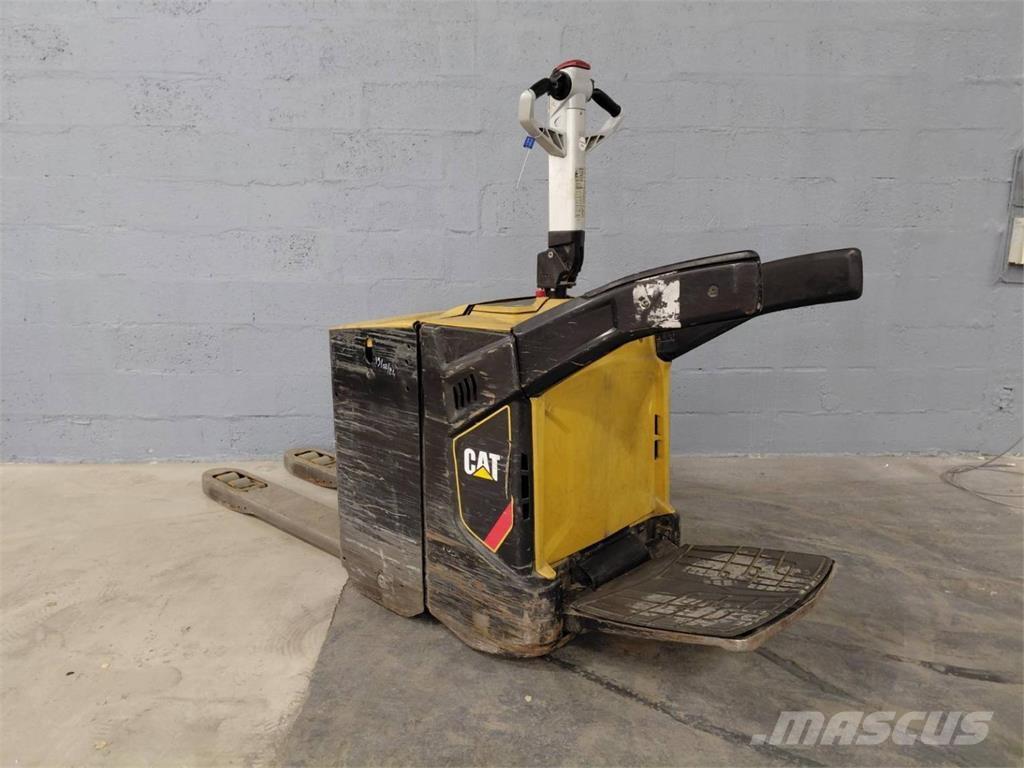 CAT NPV20N2 Selbstfahrstapler