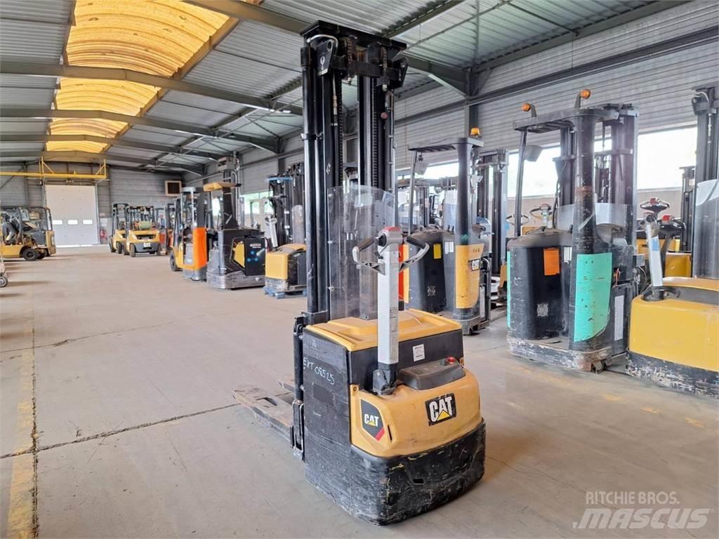 CAT NSP16N2 Deichselstapler