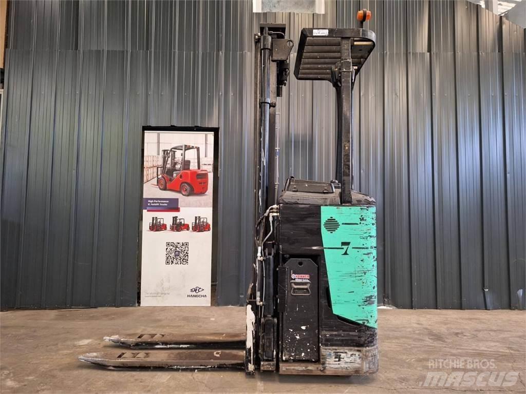 CAT NSR16N Selbstfahrstapler