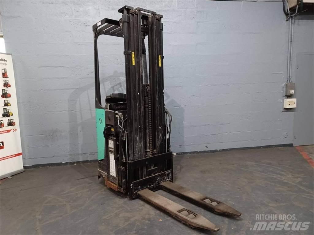 CAT NSR16N Selbstfahrstapler