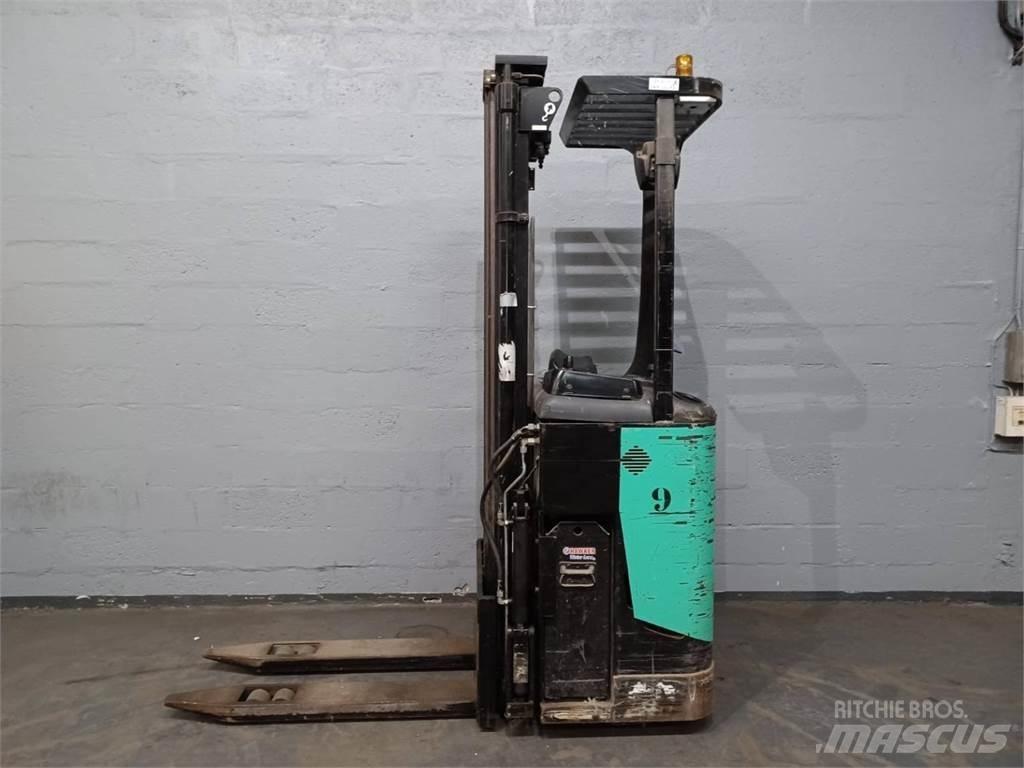 CAT NSR16N Selbstfahrstapler
