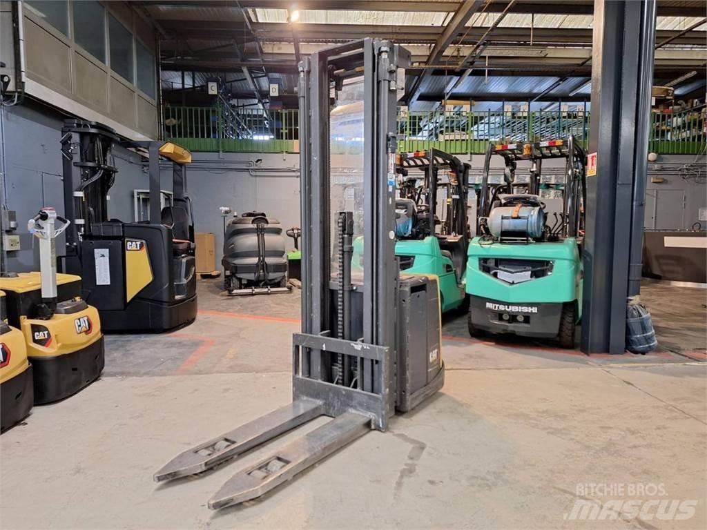 CAT NSV16P Selbstfahrstapler