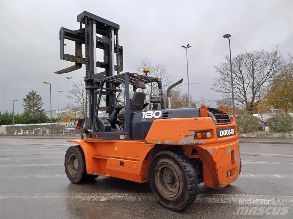 Doosan D1808-S Andere Gabelstapler