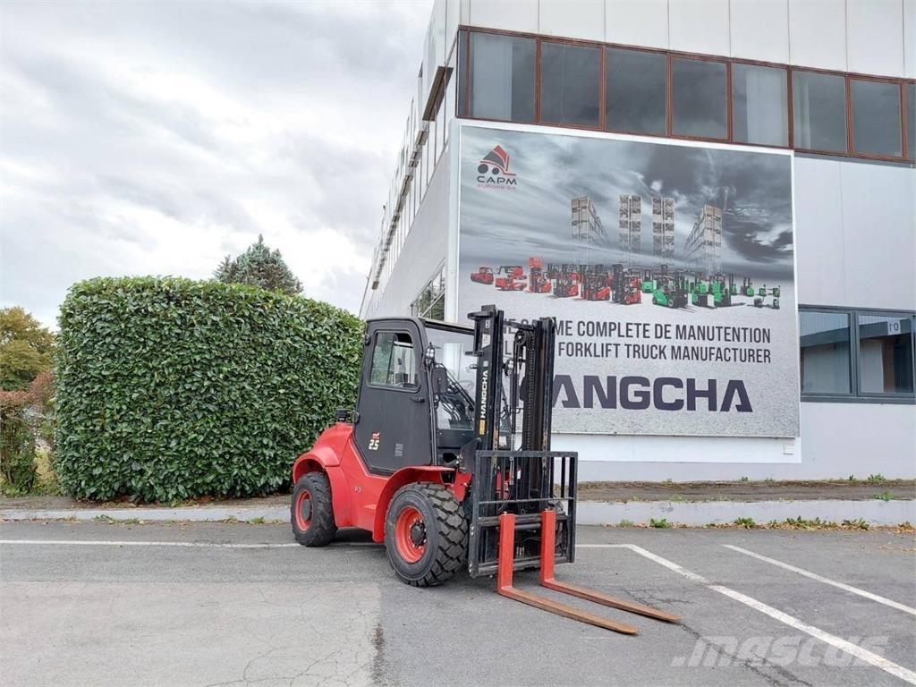 Hangcha TT25-4 Geländestapler
