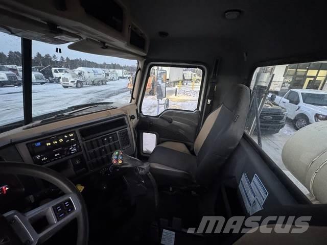 Mack GRANITE Andere Transporter