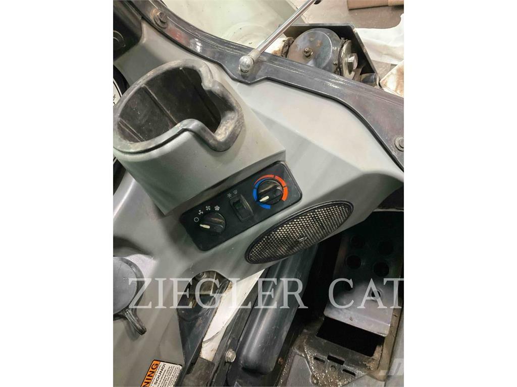 Bobcat T870 Laderaupen