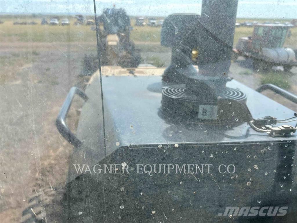 CAT 120M2 AWD Grader