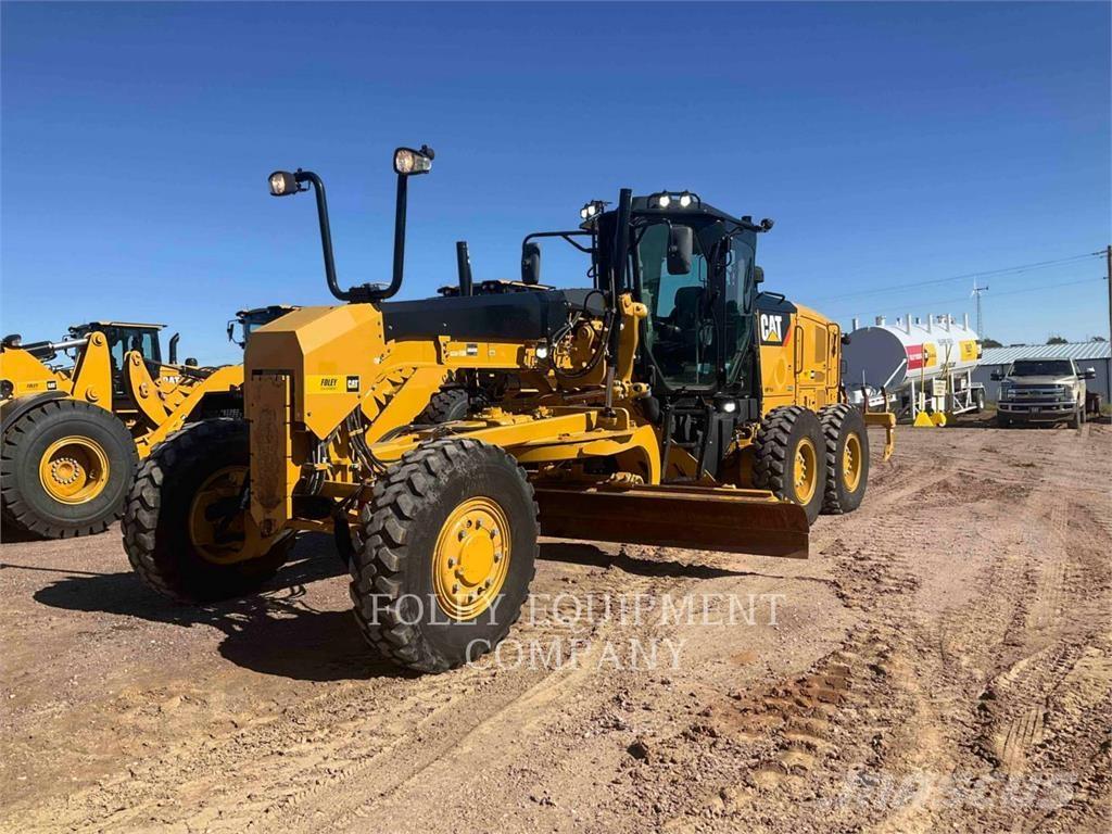 CAT 120M2AW Grader