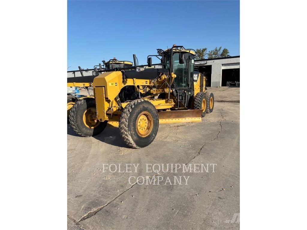 CAT 12M Grader