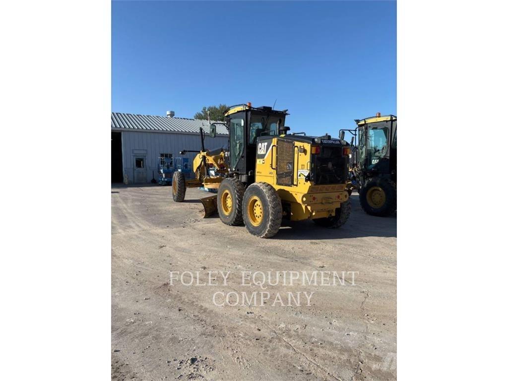 CAT 12M Grader