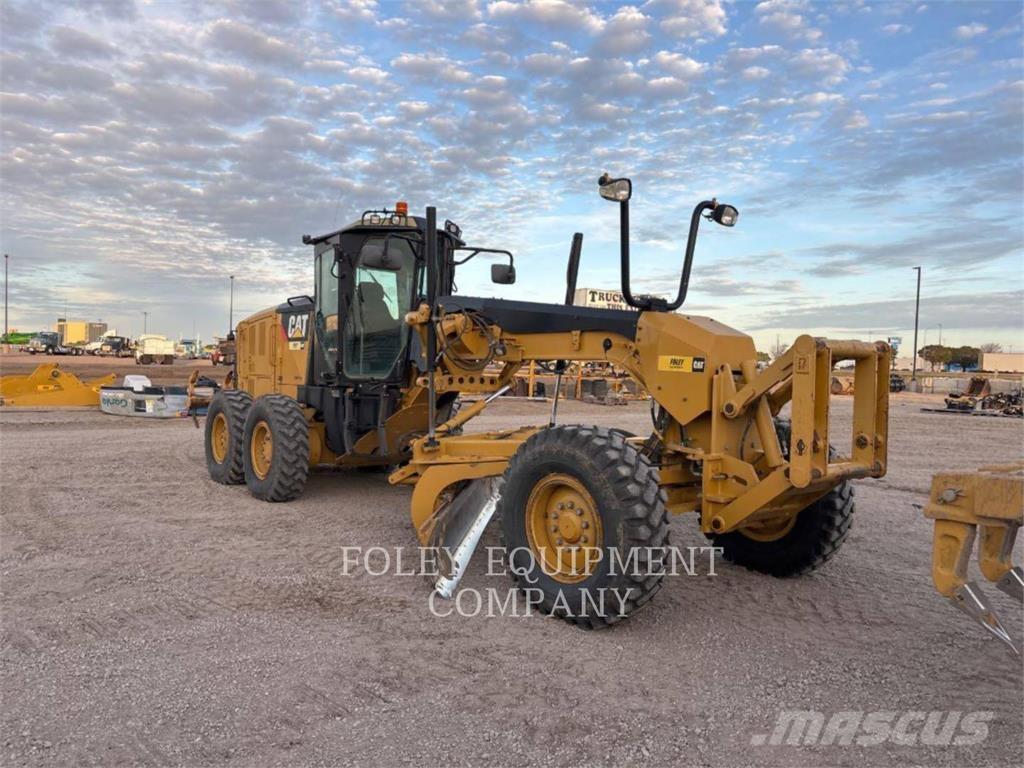 CAT 12M2 Grader