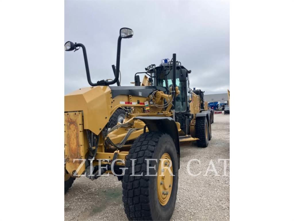 CAT 12M2AWD Grader