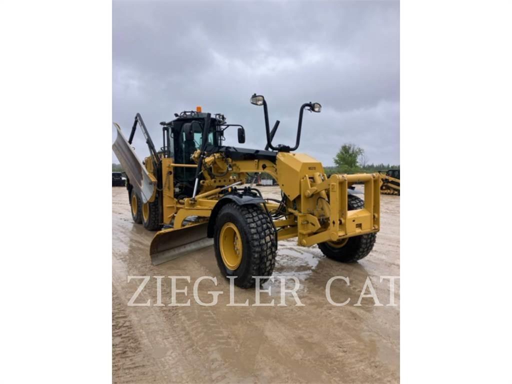 CAT 12M3 Grader