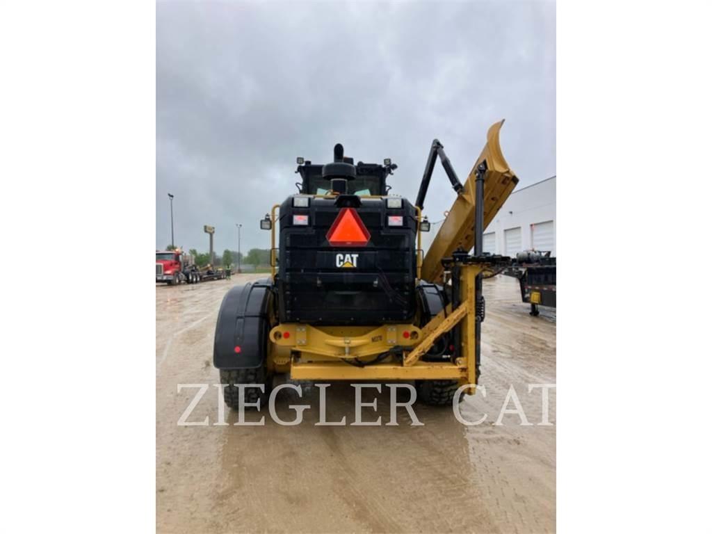 CAT 12M3 Grader