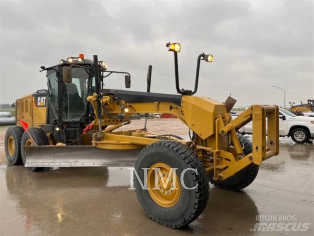 CAT 12M3 Grader