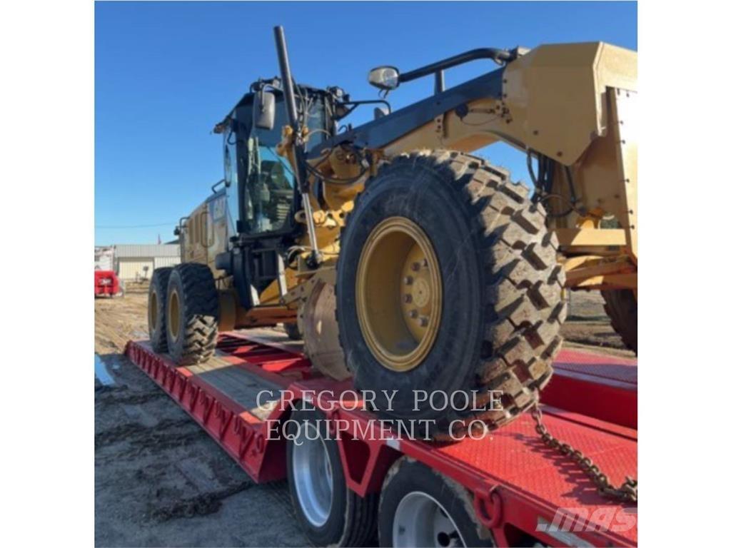 CAT 12M3 Grader