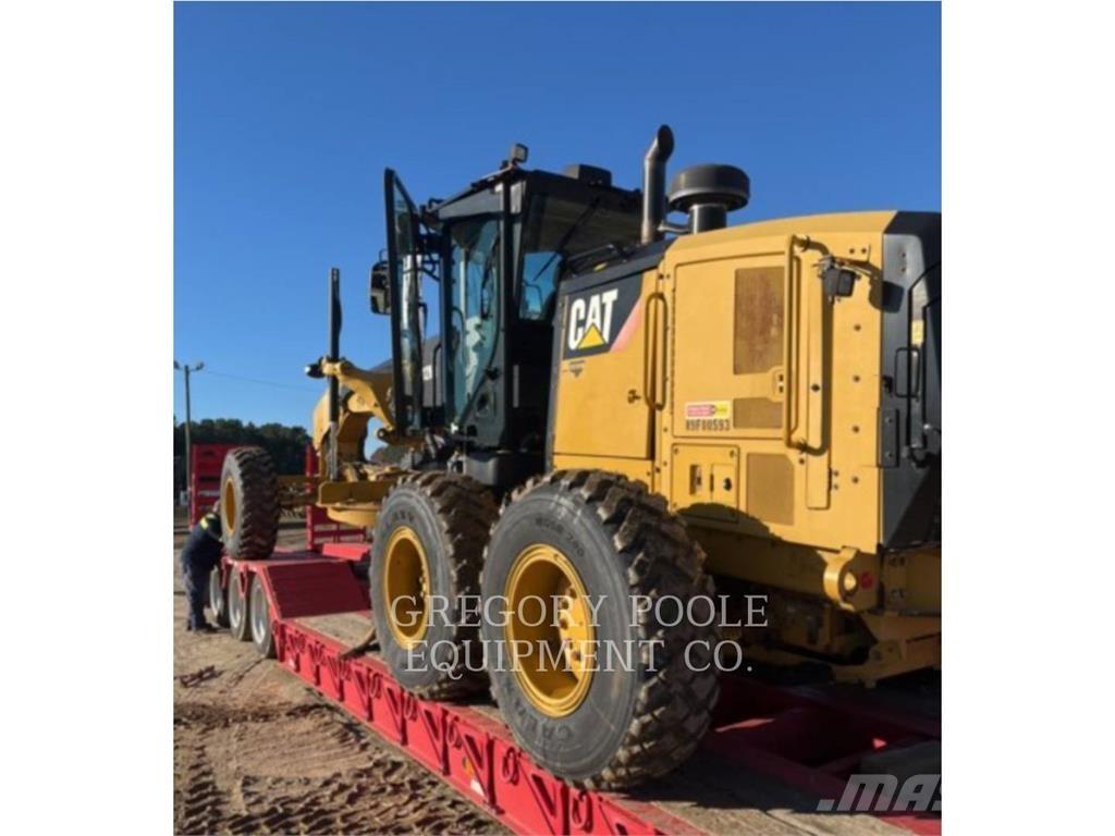 CAT 12M3 Grader