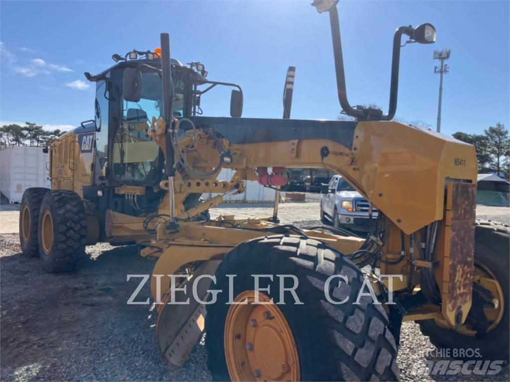 CAT 12M3AWD Grader
