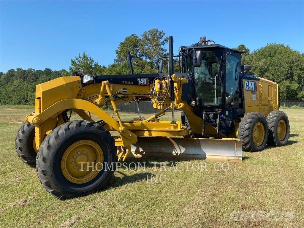 CAT 140 Grader