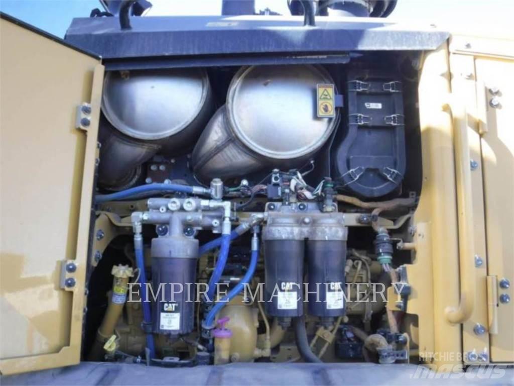 CAT 140-13 Grader