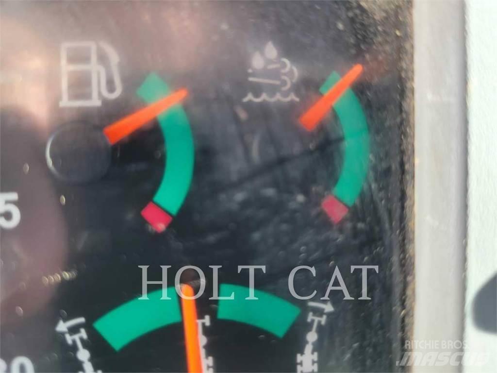 CAT 140 AWD Grader