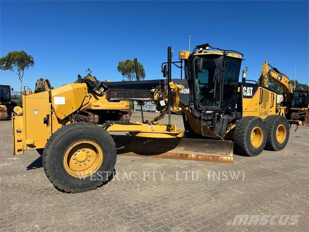 CAT 140M Grader