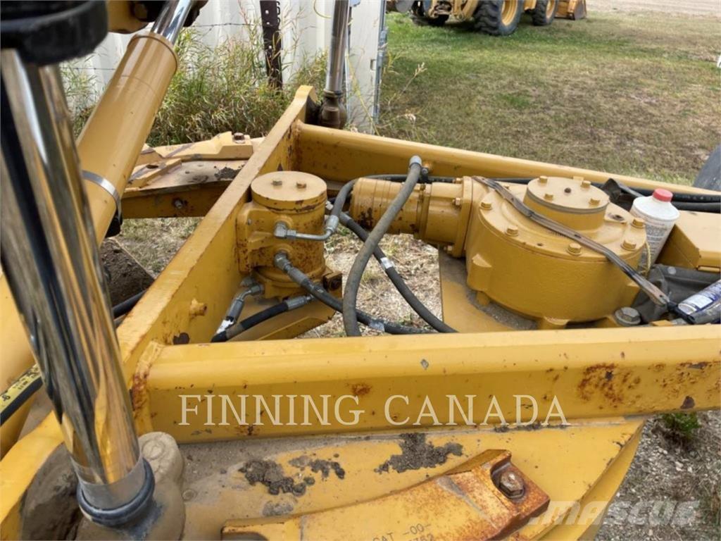 CAT 140M AWD Grader