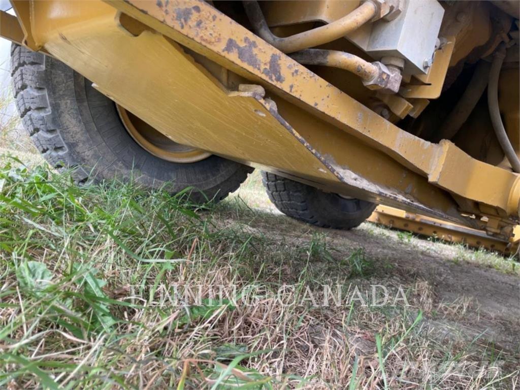 CAT 140M AWD Grader