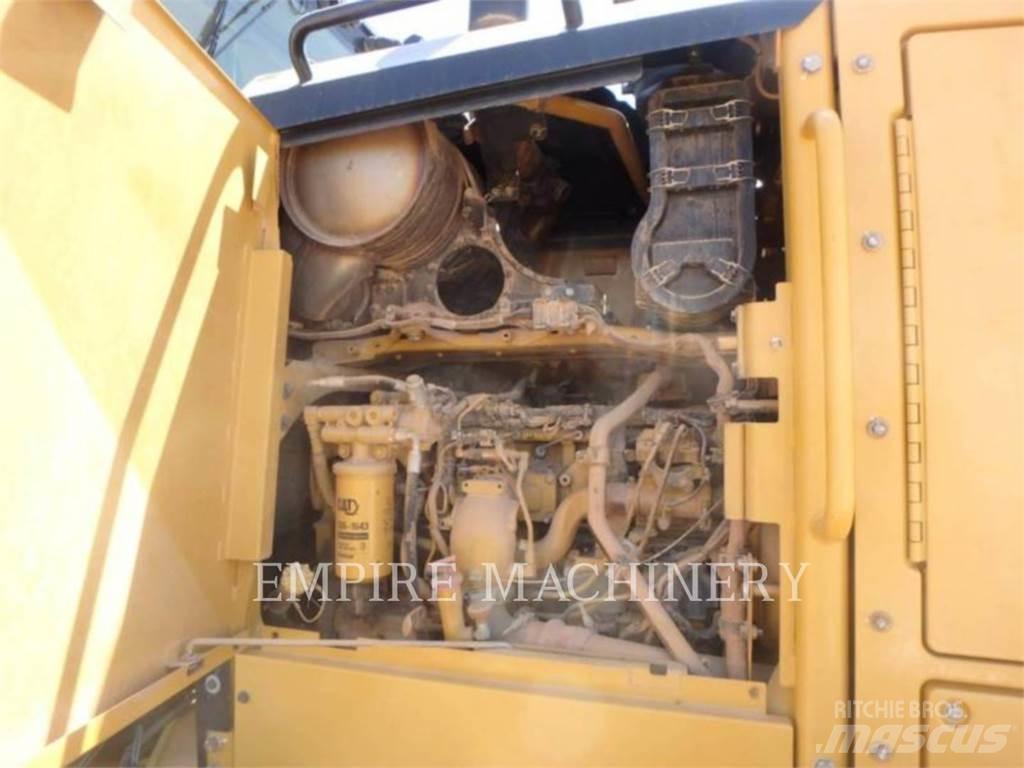 CAT 140M2 Grader