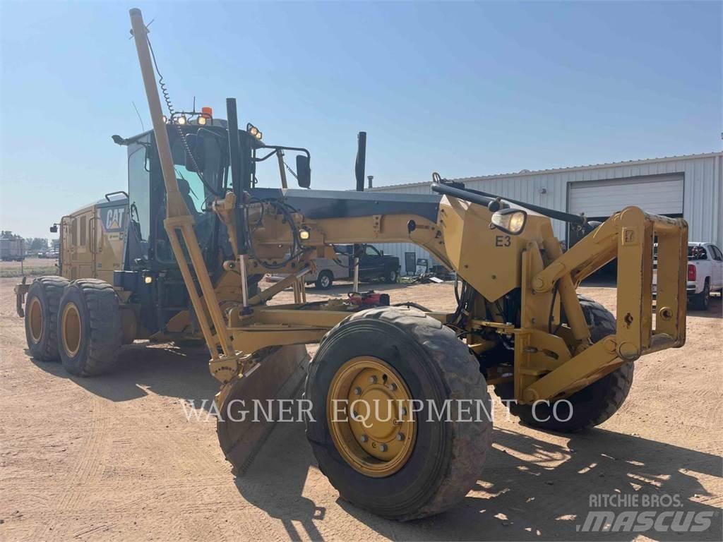 CAT 140M2 AWD Grader