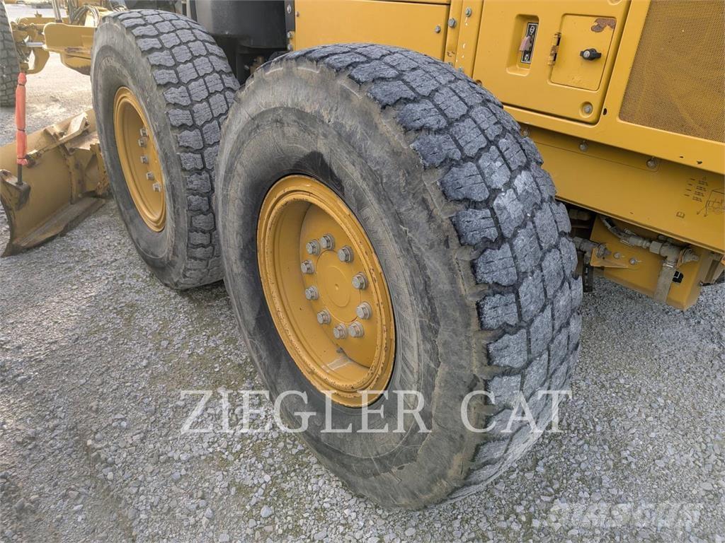 CAT 140M2AWD Grader