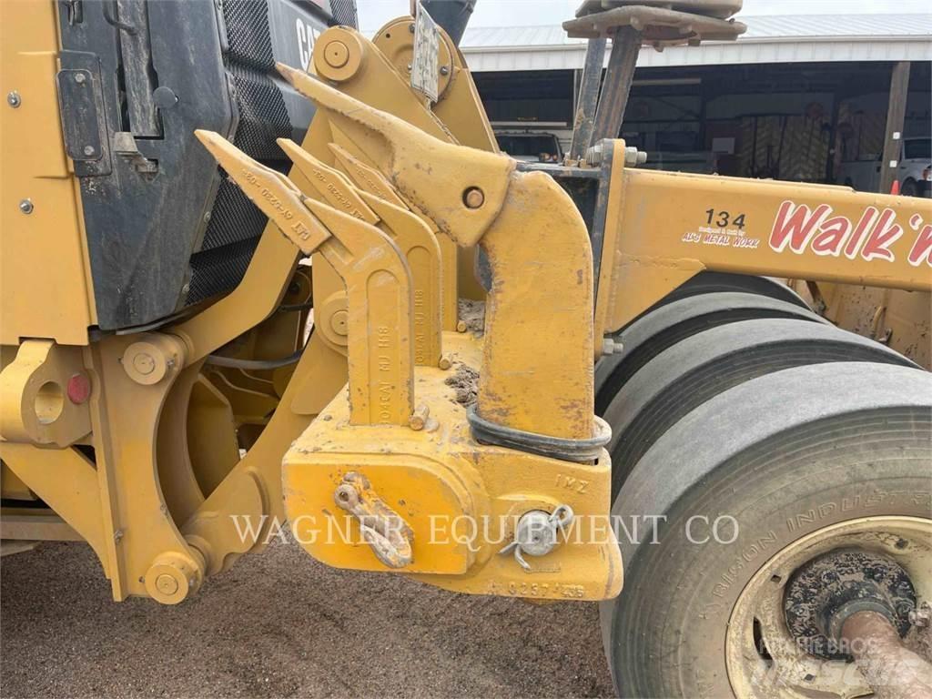 CAT 140M3 AWD Grader