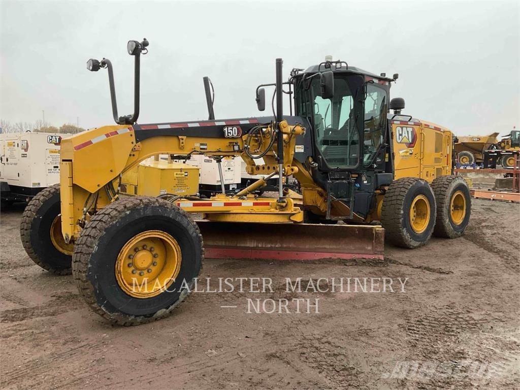 CAT 150 Grader
