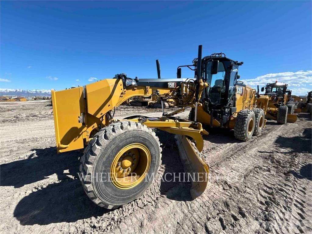 CAT 150 15 Grader