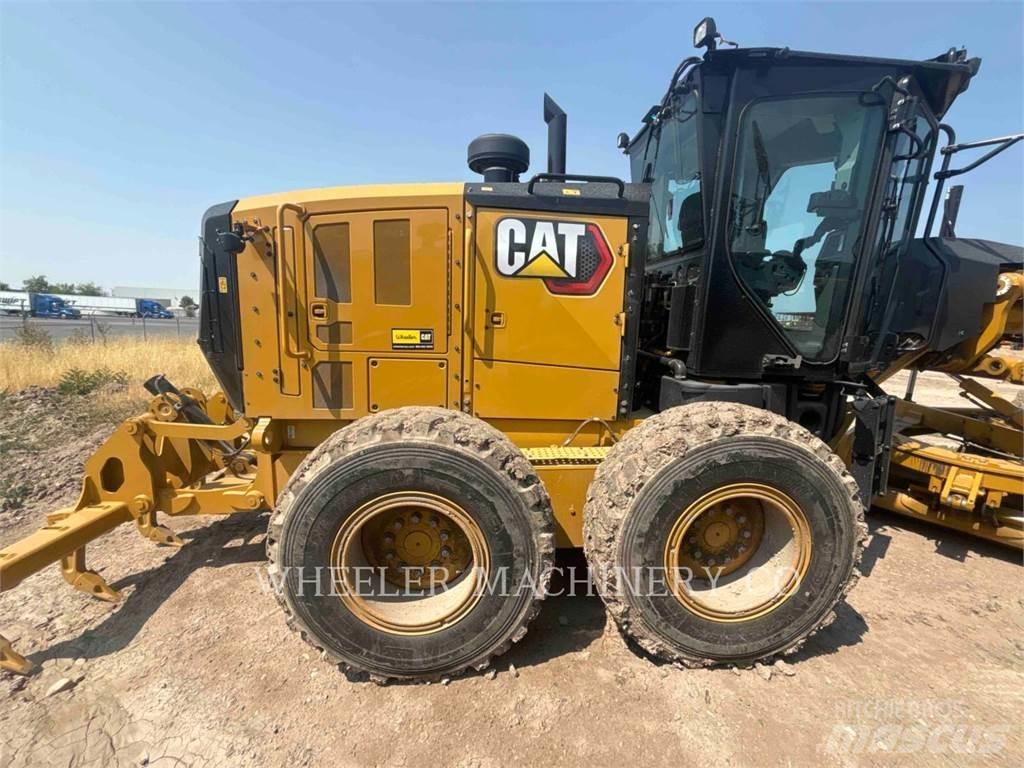 CAT 150 15 Grader