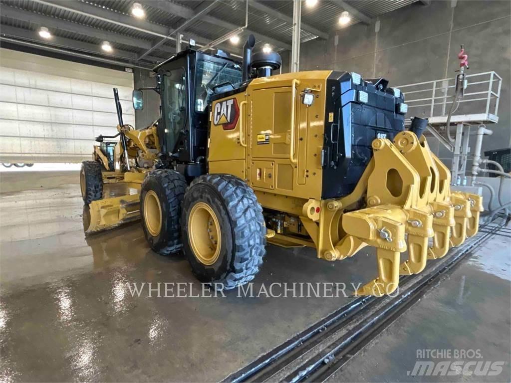 CAT 150 15 Grader