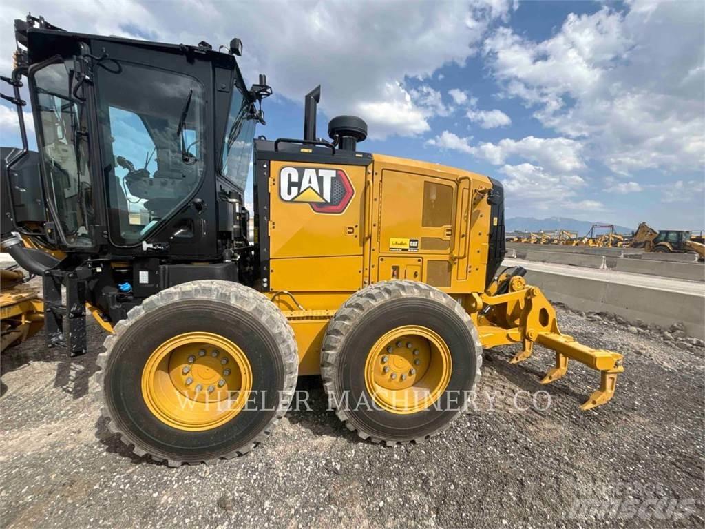 CAT 150 15 Grader