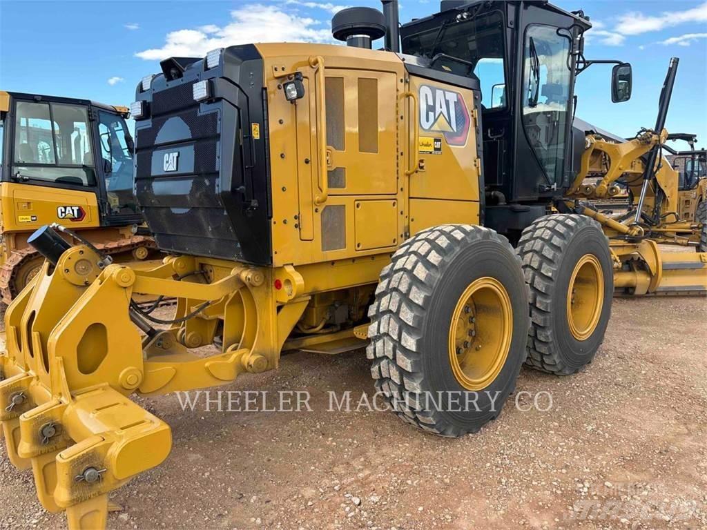 CAT 150 15 Grader