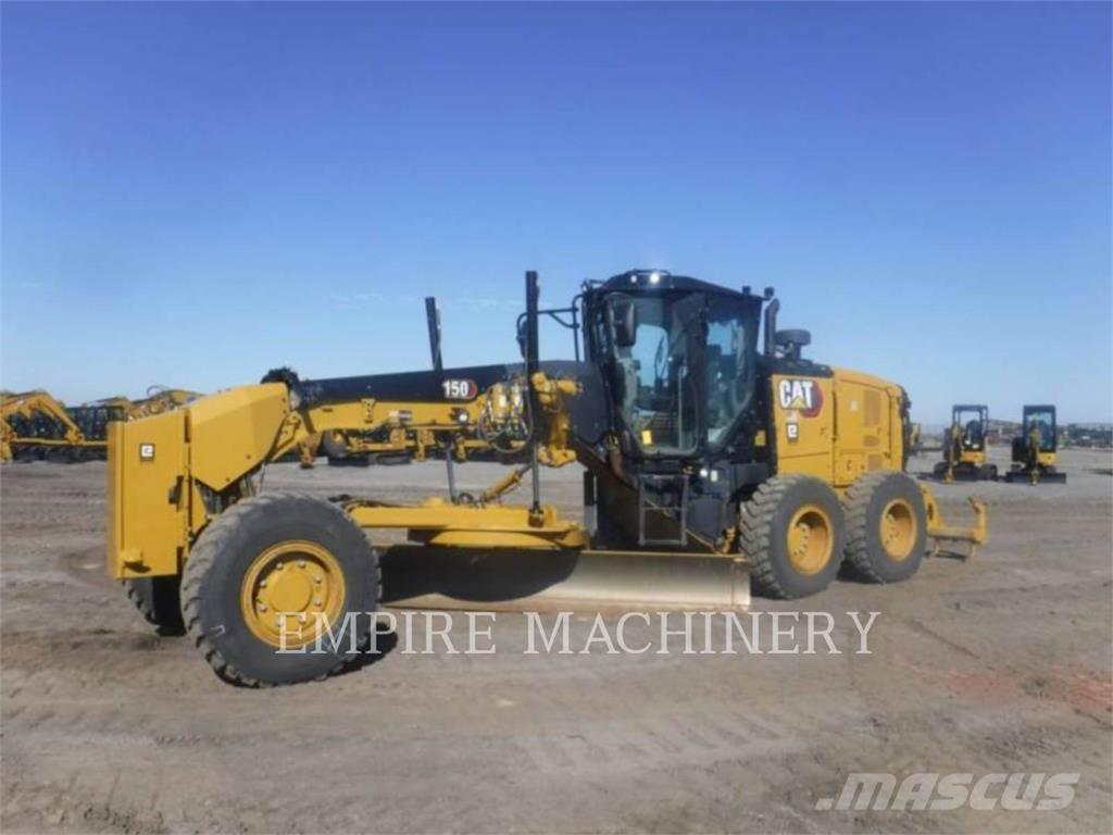 CAT 150-15 AWD Grader