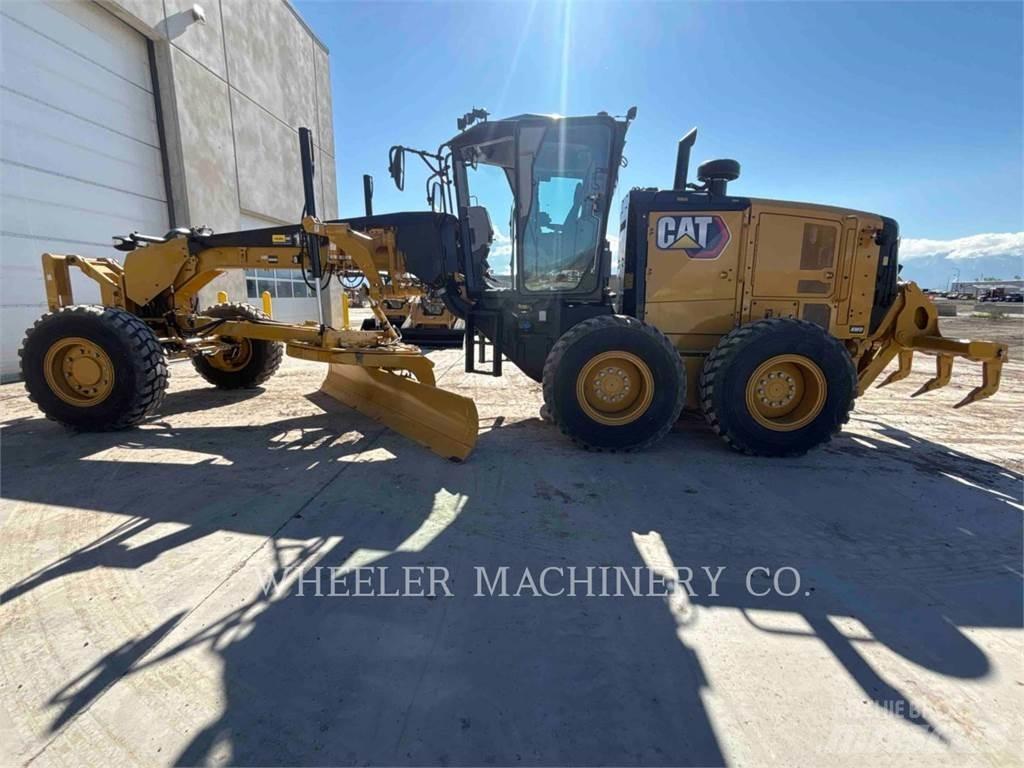 CAT 150 AWD Grader