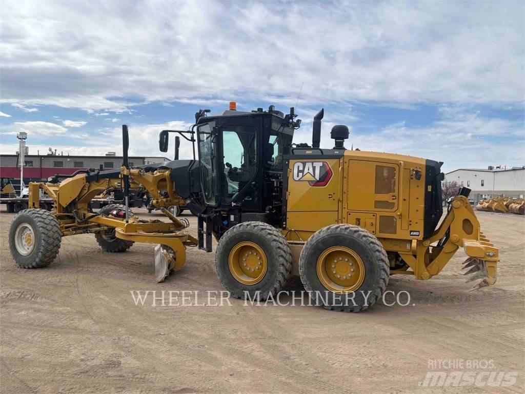 CAT 150 AWD Grader