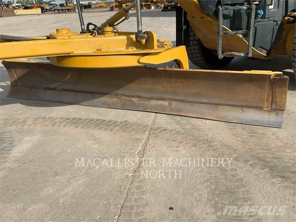 CAT 15015 Grader