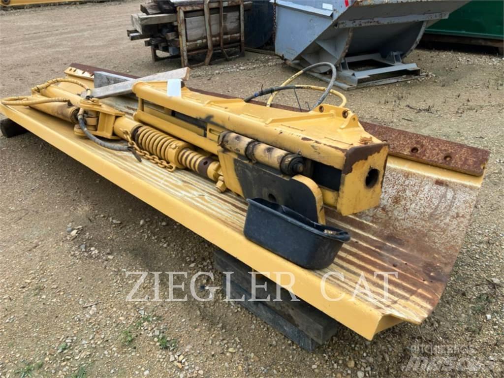 CAT 160M Grader