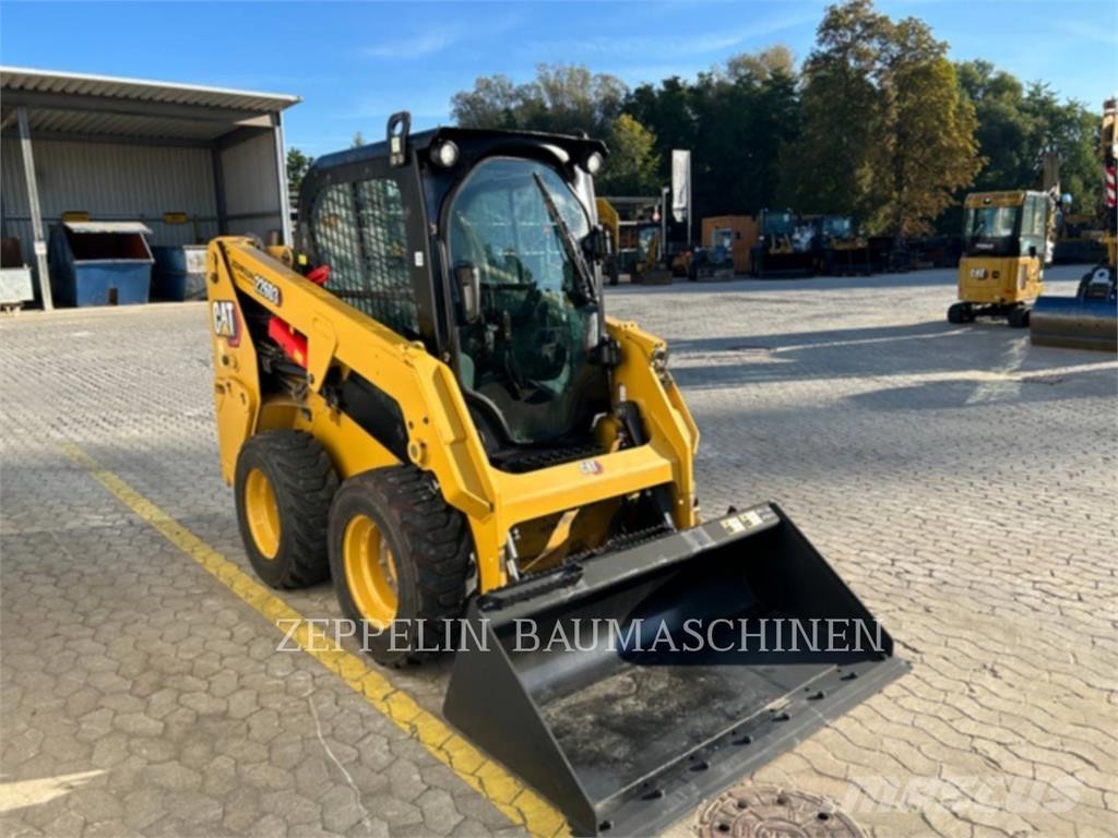 CAT 226D Kompaktlader