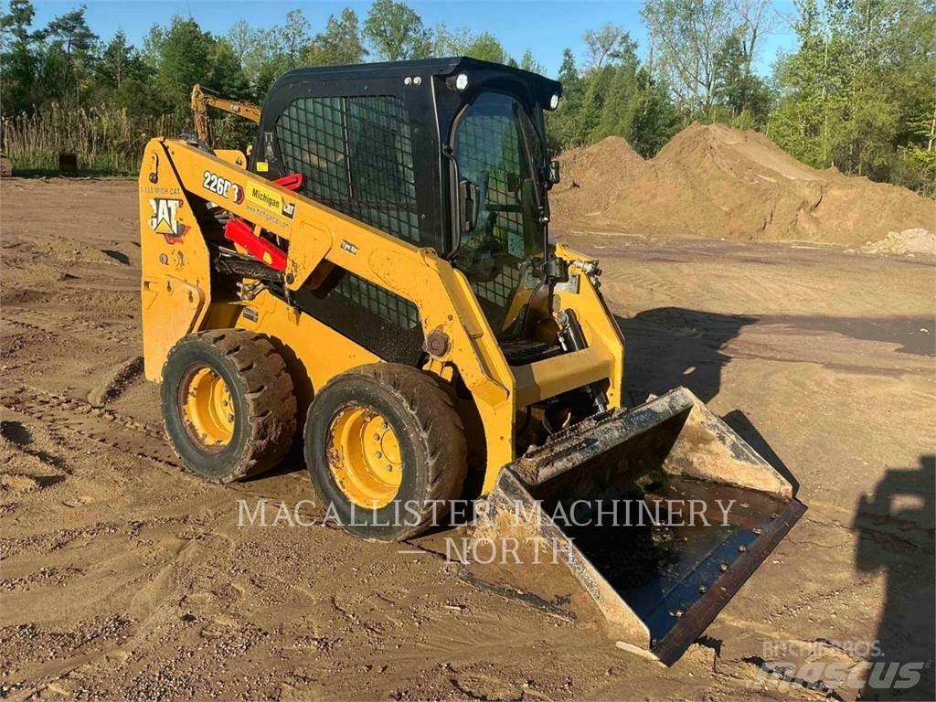 CAT 226D3 AQ Kompaktlader